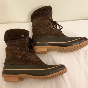 Clarks Winter Snow Boots Faux Fur Wool Waterproof